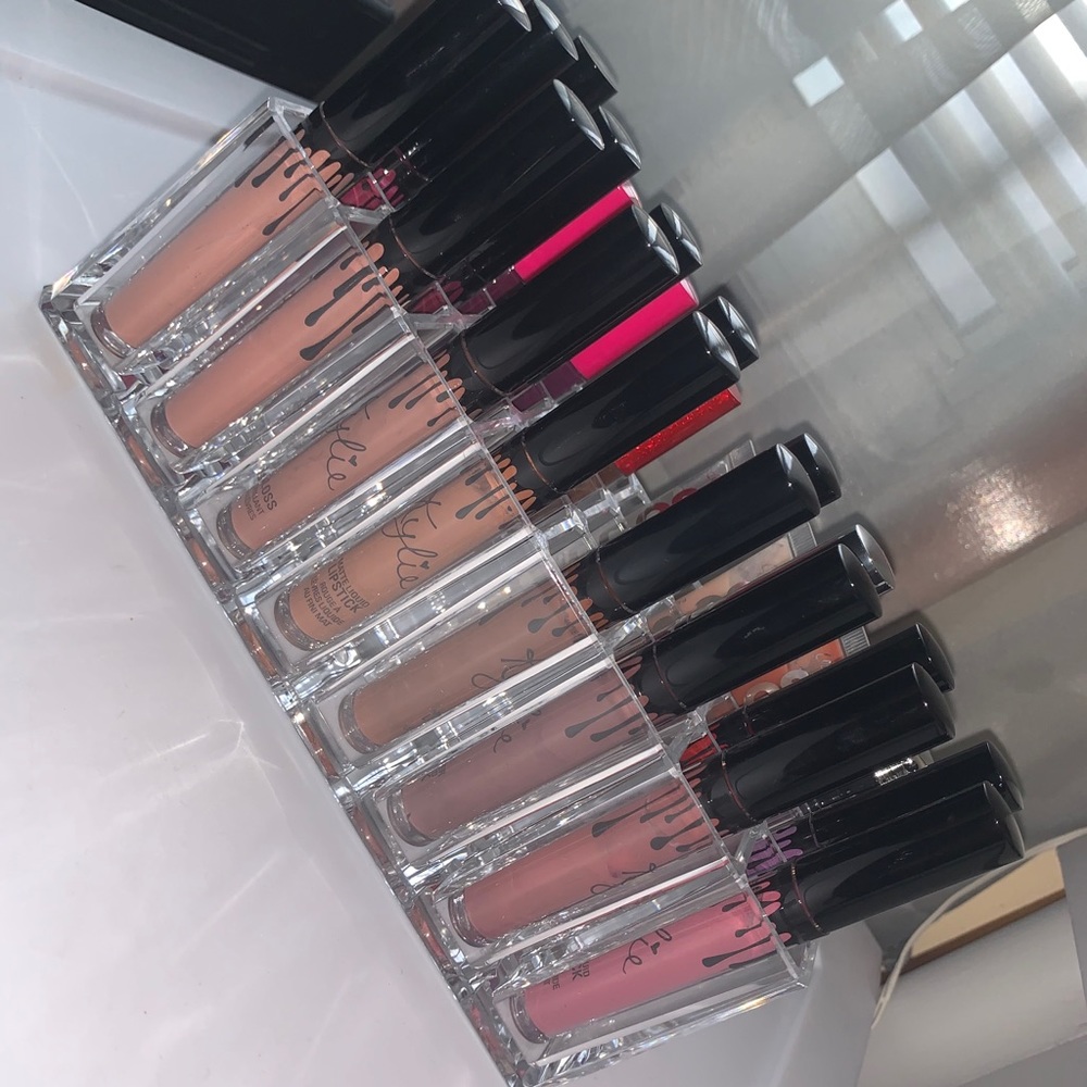 24-Lipstick/Lipgloss Acrylic Organizer